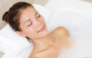 Homemade Bath Bombs for Colds/Sinuses