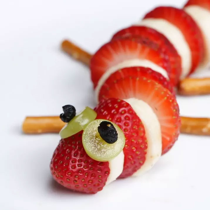 Easy DIY Fruit Animals That Your Kids Will Devour