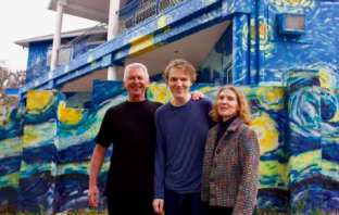Couple Gets To Keep ‘Starry Night’ House