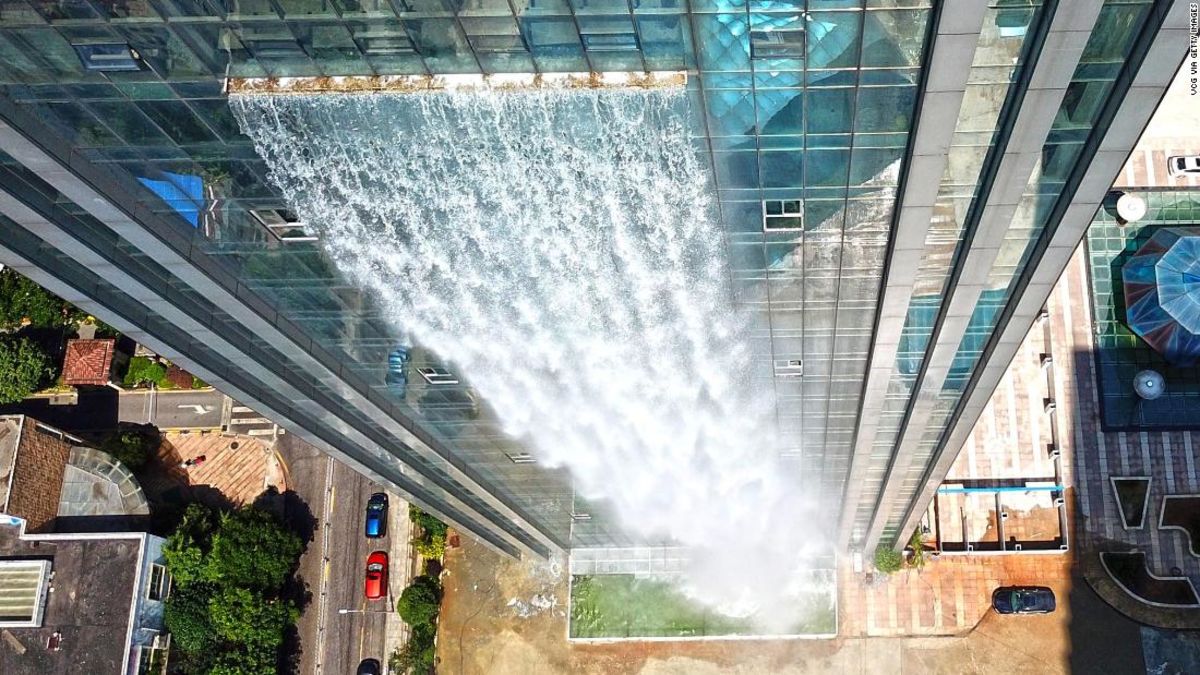 A Chinese Skyscraper Has the Largest Artificial Waterfall in the World