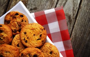 Upgrade Any Dessert With Smoked Chocolate Chips