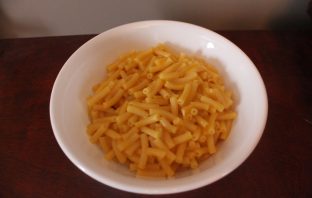 The Time Kraft Macaroni and Cheese Changed Their Dyes