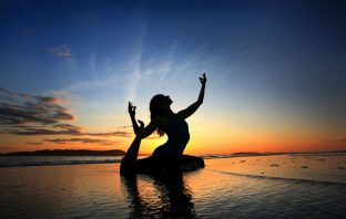 How To Squeeze Yoga Into A Hectic Travel Schedule So You Can Stay Zen