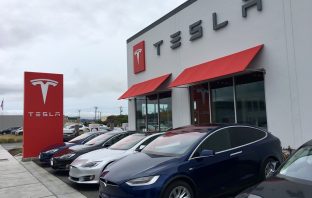Tesla Motors Experiences Massive Losses In First Quarter Earnings—Blame Placed On Distribution Issues