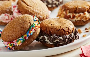 Gingerbread Oatmeal Cream Pie Recipe