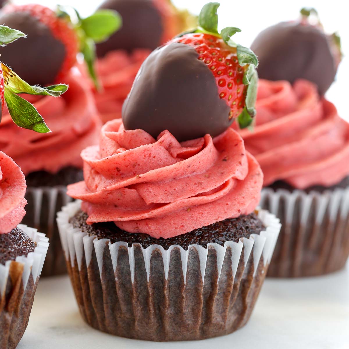 Chocolate Covered Strawberry Cupcakes Recipe